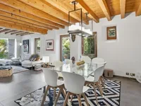 Недвижимость Single house 7 rooms: 5
