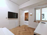 Недвижимость Квартира рядом с церковью: 5