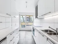 Недвижимость Apartment 7 rooms: 6
