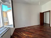 Недвижимость Трехкомнатная Центр Гориция: 4