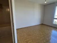 Недвижимость Apartment 5 rooms: 4
