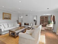 Недвижимость Single house 9 rooms: 4