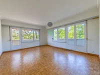 Недвижимость Apartment 5 rooms: 4