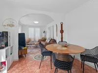 Недвижимость Single house 12 rooms: 6