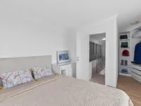 Недвижимость Single house 12 rooms: 8