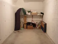 Недвижимость Двухкомнатная квартира в центре: 11