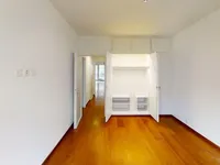 Недвижимость Apartment 8 rooms: 4