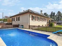 Недвижимость Single house 10 rooms: 1