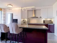Недвижимость Apartment 4 rooms: 6