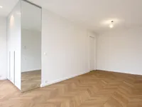 Недвижимость Apartment 5 rooms: 3