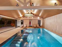 Недвижимость Single house 20 rooms: 3