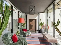 Недвижимость Single house 20 rooms: 11