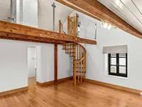 Недвижимость Roof flat 5 rooms: 11