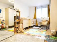 Недвижимость Apartment 5 rooms: 4