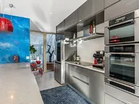 Недвижимость Apartment 6 rooms: 5