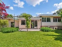 Недвижимость Row house 6 rooms: 1