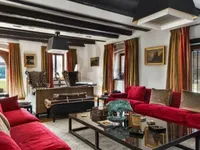 Недвижимость Castle 20 rooms: 6