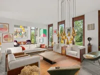 Недвижимость Single house 12 rooms: 1