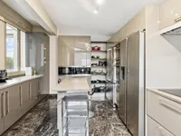 Недвижимость Single house 8.5 rooms: 4
