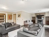 Недвижимость Single house 8.5 rooms: 6