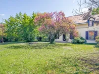 Недвижимость Single house 10 rooms: 1