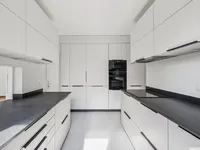 Недвижимость Single house 10 rooms: 6