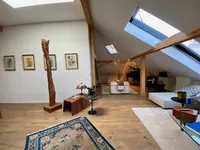 Недвижимость Attic flat 6.5 rooms: 6