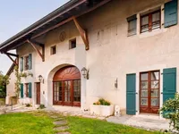 Недвижимость Single house 10 rooms: 2
