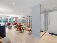 Недвижимость Apartment 5 rooms: 5