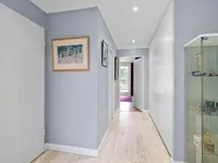 Недвижимость Apartment 5 rooms: 6