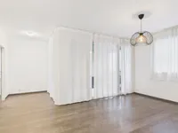 Недвижимость Apartment 3.5 rooms: 6