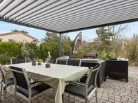 Недвижимость Single house 7 rooms: 6