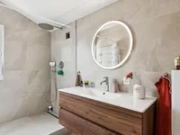 Недвижимость Single house 7 rooms: 11