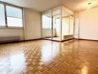 Недвижимость Apartment 5 rooms: 1