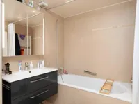 Недвижимость Single house 6 rooms: 10