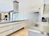 Недвижимость Apartment 4 rooms: 4