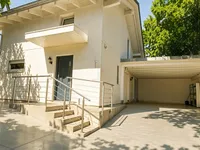 Недвижимость Row house 5 rooms: 1