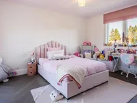 Недвижимость Villa 6 rooms: 8