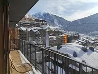 Недвижимость Rented 2-bedroom apartment with parking and storage in El Tarter: 1