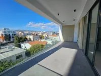 Недвижимость 2 Bedrooms Apartment in Limassol: 9