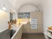 Недвижимость Квартира, 4 комнаты, Центр: 11