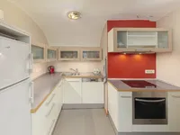 Недвижимость Квартира, 4 комнаты, Центр: 22