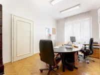 Недвижимость Квартира 5+ комнат в центре: 10