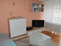 Недвижимость Квартира, 2,5 Комнаты, Любляна: 2