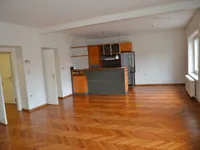 Недвижимость Квартира, 3 комнаты, Центр: 2