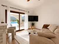 Недвижимость 5 Bedroom Villa For sale,in Foinikaria, limassol: 1