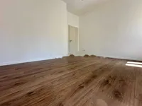 Недвижимость Трехкомнатная квартира в центре: 11