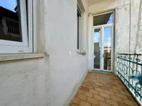 Недвижимость Трехкомнатная квартира в центре: 15