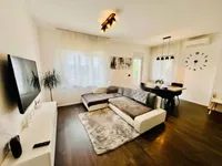 Недвижимость Квартира Пазубио, Центр: 4