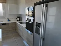 Недвижимость 3 Bedroom Apartment for Sale in Agios Tychonas, Limassol: 3